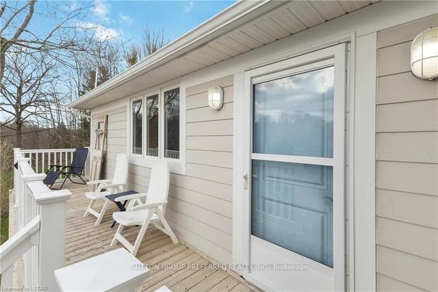 49235 Blair Dr, House detached with 2 bedrooms, 2 bathrooms and 2 parking in London ON | Image 23