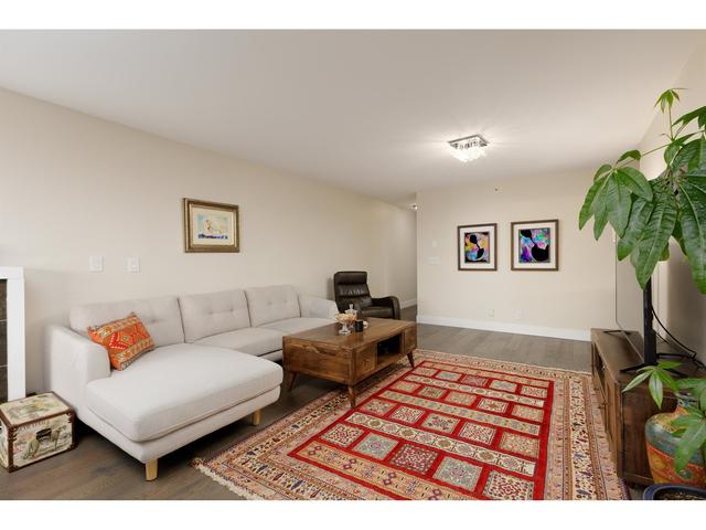 9a - 338 Taylor Way, Condo with 2 bedrooms, 2 bathrooms and null parking in West Vancouver BC | Image 3
