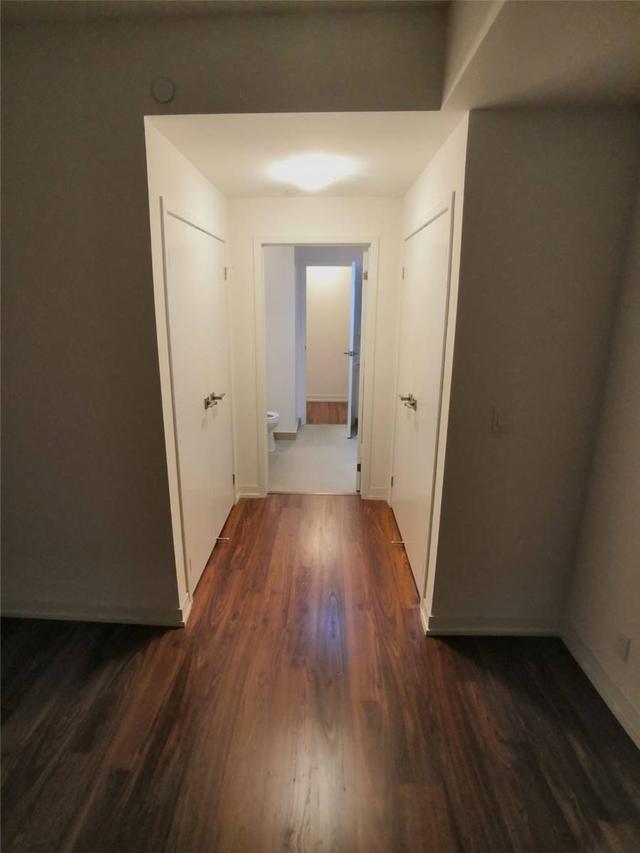 1915 - 98 Lillian St, Condo with 1 bedrooms, 1 bathrooms and 0 parking in Toronto ON | Image 2