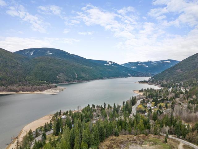 2286 Annable Road, House detached with 4 bedrooms, 3 bathrooms and null parking in Central Kootenay F BC | Image 51