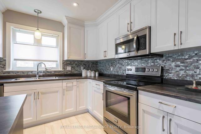 8 Crews Cres, House detached with 3 bedrooms, 2 bathrooms and 4 parking in Quinte West ON | Image 7