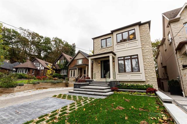 13 Armadale Ave, House detached with 3 bedrooms, 6 bathrooms and 1 parking in Toronto ON | Image 3