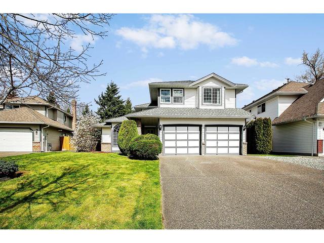18533 62 Avenue, House detached with 4 bedrooms, 3 bathrooms and 6 parking in Surrey BC | Card Image