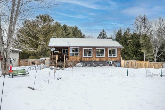 177 Medonte Side Road 2 Sdrd, House detached with 3 bedrooms, 2 bathrooms and 20 parking in Oro Medonte ON | Image 24