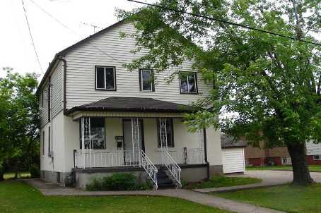 5612 Desson Ave, House detached with 6 bedrooms, 2 bathrooms and 3 parking in Niagara Falls ON | Image 1