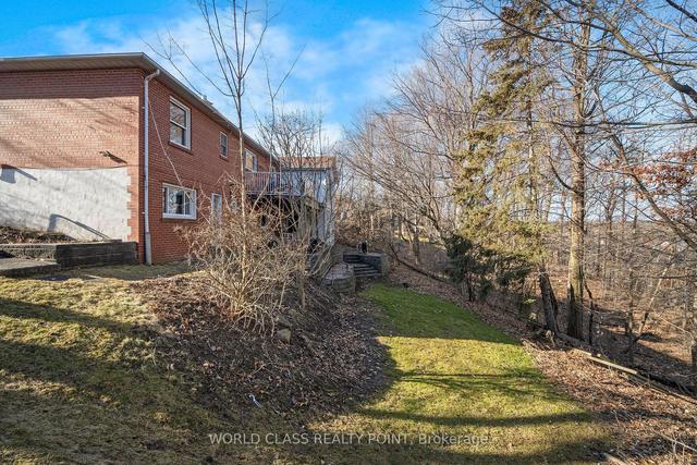 199 Ridgewood Rd, House detached with 3 bedrooms, 3 bathrooms and 8 parking in Toronto ON | Image 35