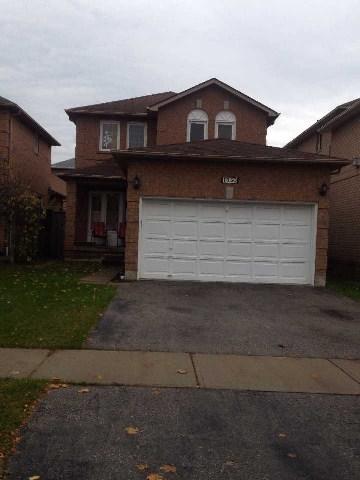 1250 Bantham St, House detached with 3 bedrooms, 4 bathrooms and 2 parking in Mississauga ON | Image 1