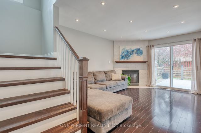 1277 Upper Sherman Ave, House detached with 3 bedrooms, 3 bathrooms and 5 parking in Hamilton ON | Image 8