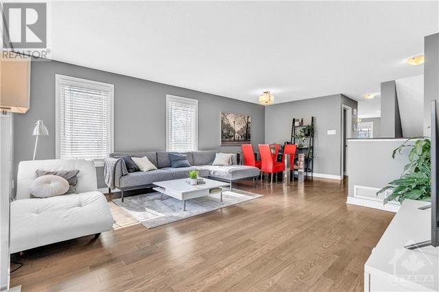 184 Den Haag Drive, House attached with 2 bedrooms, 2 bathrooms and 1 parking in Ottawa ON | Image 14