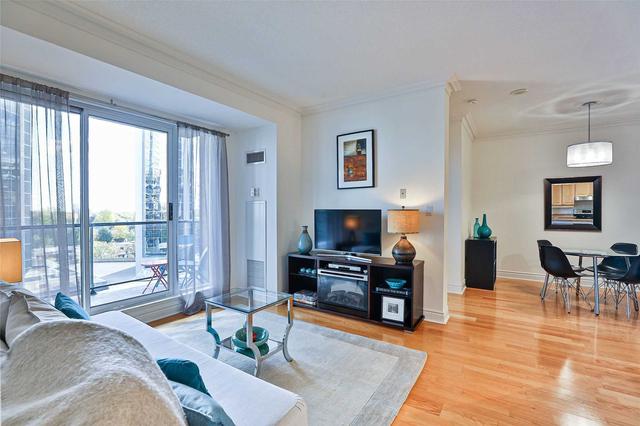 701 - 2 Aberfoyle Cres, Condo with 2 bedrooms, 2 bathrooms and 1 parking in Toronto ON | Image 25