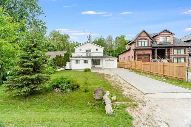 1118 Gilford Rd, House detached with 4 bedrooms, 1 bathrooms and 6 parking in Innisfil ON | Image 1