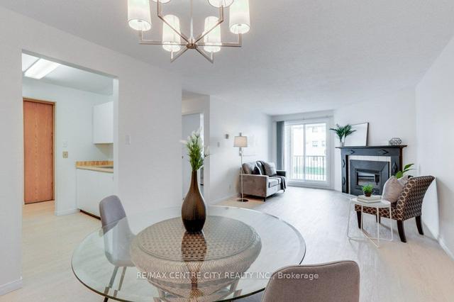 203 - 737 Deveron Cres, Condo with 2 bedrooms, 1 bathrooms and 1 parking in London ON | Image 5