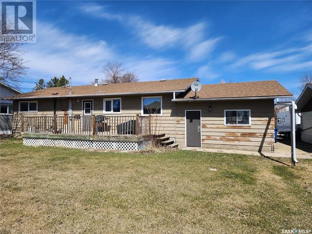 707 Grey Avenue, House detached with 2 bedrooms, 2 bathrooms and null parking in Grenfell SK | Image 3