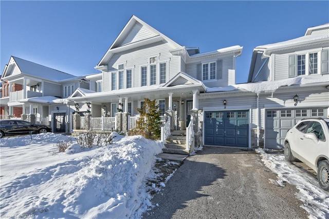 8 Beatrice Lane, House attached with 3 bedrooms, 2 bathrooms and 3 parking in Barrie ON | Image 1