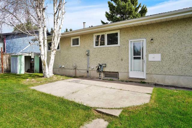 4 Mccune Avenue, House detached with 3 bedrooms, 1 bathrooms and 1 parking in Red Deer AB | Image 28