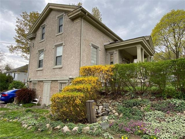 2 Arnold Street, House detached with 4 bedrooms, 3 bathrooms and null parking in Brant ON | Image 5