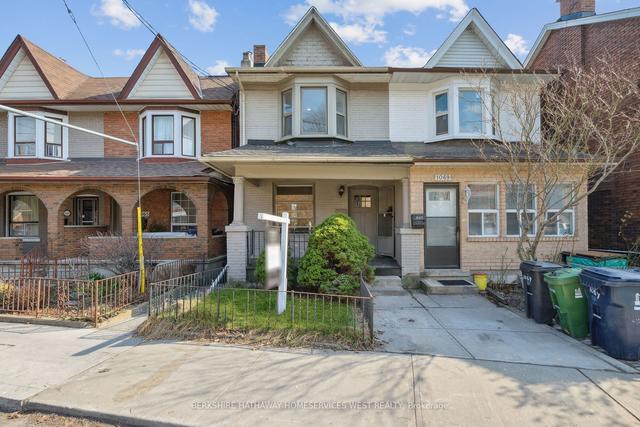 1067 Davenport Rd, House semidetached with 4 bedrooms, 3 bathrooms and 0 parking in Toronto ON | Image 1