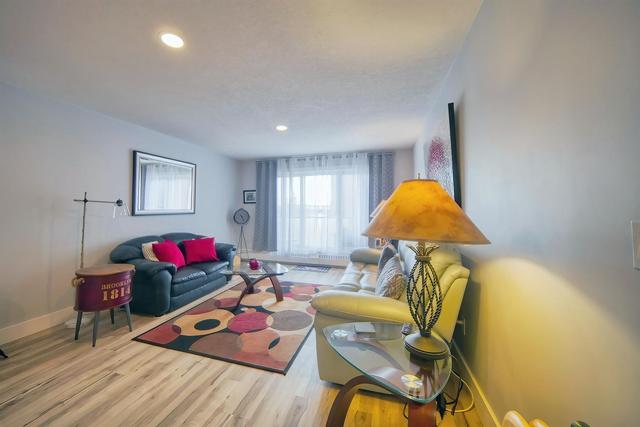 306 - 333 Garry Crescent Ne, Condo with 2 bedrooms, 2 bathrooms and 1 parking in Calgary AB | Image 9