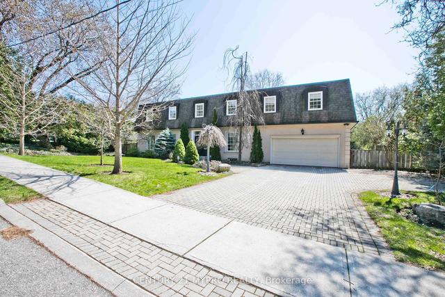 9 Shady Oaks Cres, House detached with 4 bedrooms, 5 bathrooms and 5 parking in Toronto ON | Image 1
