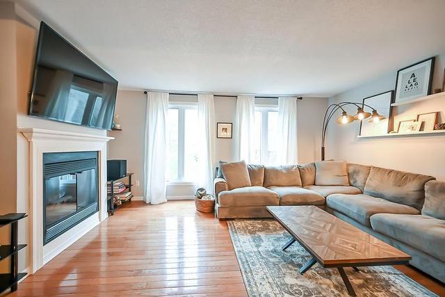 28 - 52 Harris Avenue, House attached with 3 bedrooms, 1 bathrooms and 1 parking in Brantford ON | Image 5