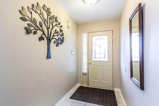 6268 Avonhurst Dr, House detached with 3 bedrooms, 3 bathrooms and 5 parking in Mississauga ON | Image 18