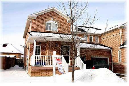 120 Viceroy Cres, House semidetached with 3 bedrooms, 2 bathrooms and 2 parking in Brampton ON | Image 1