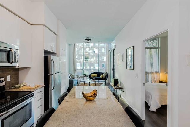 406 - 225 Sackville St, Condo with 2 bedrooms, 2 bathrooms and 1 parking in Toronto ON | Image 3