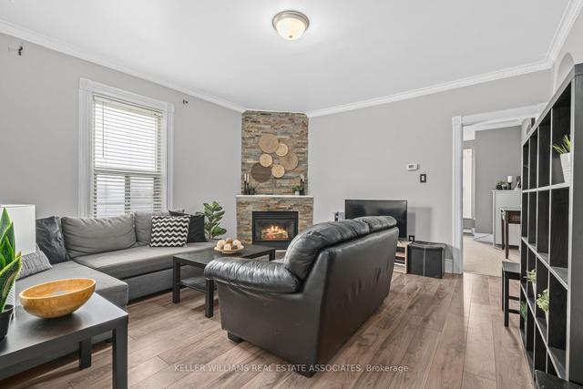 3 - 75 Mcintyre Cres, Condo with 2 bedrooms, 1 bathrooms and 2 parking in Halton Hills ON | Image 1