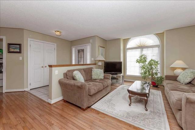 36 Bayshore Blvd, House detached with 2 bedrooms, 3 bathrooms and 6 parking in Barrie ON | Image 15