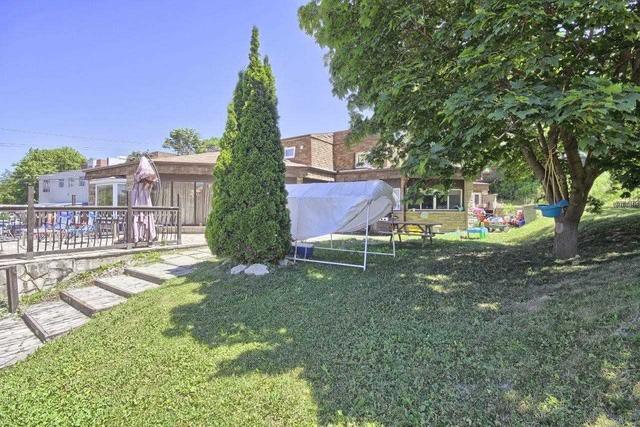 546 Water St, House detached with 6 bedrooms, 6 bathrooms and 7 parking in Newmarket ON | Image 17