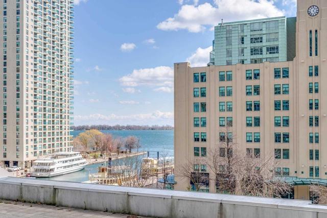 503 - 208 Queens Quay W, Condo with 2 bedrooms, 2 bathrooms and 1 parking in Toronto ON | Image 31