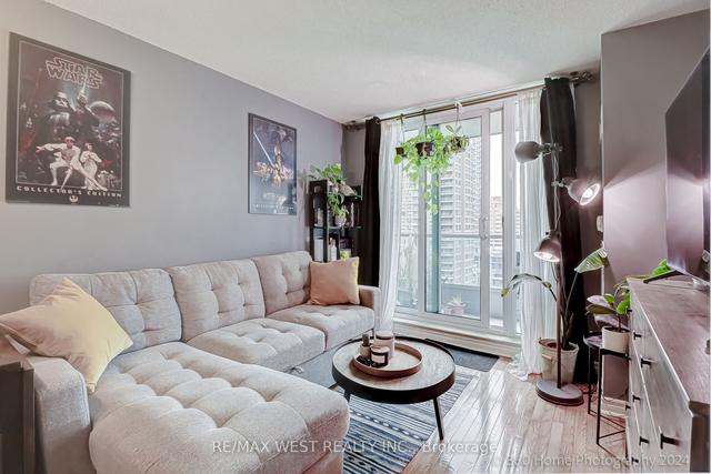 1208 - 33 Elm Dr W, Condo with 1 bedrooms, 1 bathrooms and 1 parking in Mississauga ON | Image 7