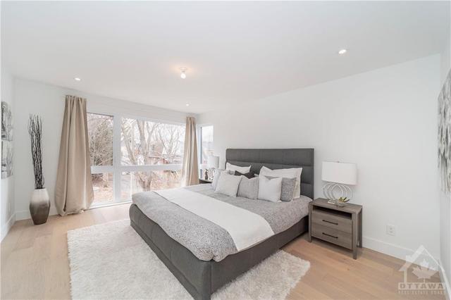 311 Atlantis Avenue, Home with 3 bedrooms, 4 bathrooms and 2 parking in Ottawa ON | Image 14