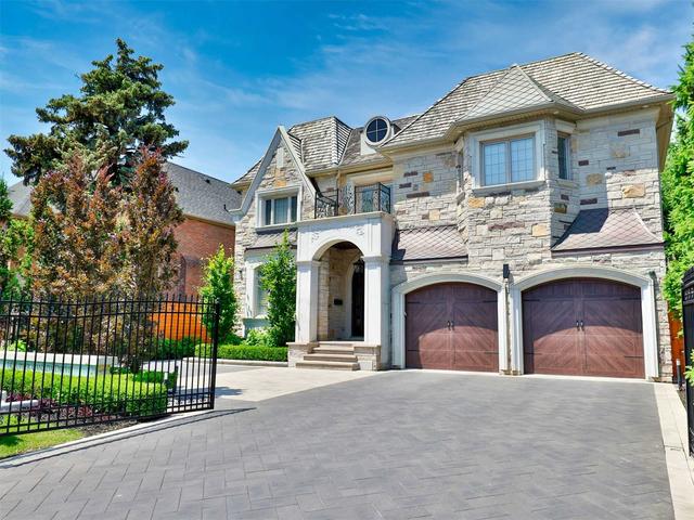 142 Upper Canada Dr, House detached with 4 bedrooms, 6 bathrooms and 10 parking in Toronto ON | Card Image