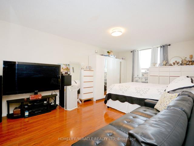 1906 - 21 Knightsbridge Rd, Condo with 2 bedrooms, 1 bathrooms and 1 parking in Brampton ON | Image 22