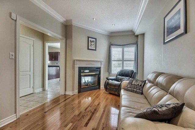 3181 Innisdale Rd, House detached with 4 bedrooms, 4 bathrooms and 4 parking in Mississauga ON | Image 12