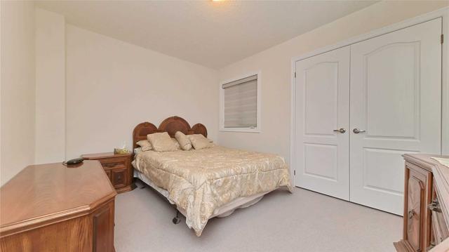 44 Lobelia St, Condo with 2 bedrooms, 3 bathrooms and 4 parking in Brampton ON | Image 19