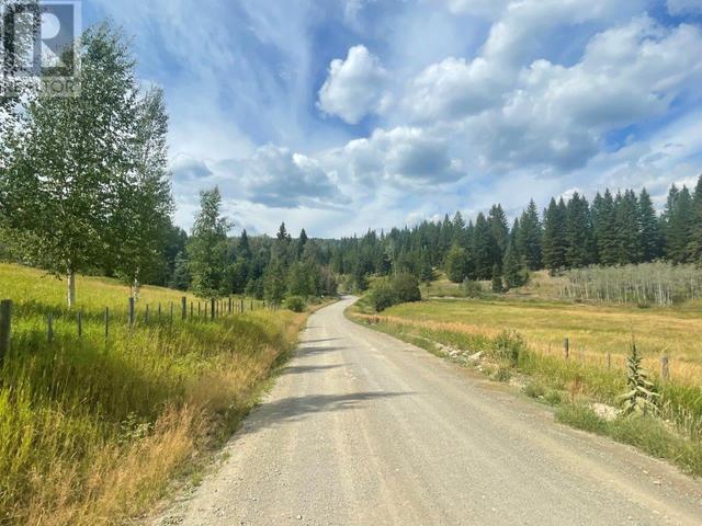 lot 13 Hyas Lake Fs Road, Home with 1 bedrooms, 1 bathrooms and null parking in Thompson Nicola P (Rivers and the Peaks) BC | Image 1