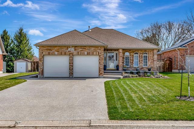 45 Zoeger Crt, House detached with 3 bedrooms, 3 bathrooms and 6 parking in Wellesley ON | Image 1