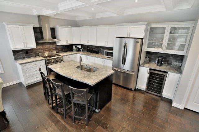 7 Angels Dr, House detached with 2 bedrooms, 4 bathrooms and 4 parking in Niagara on the Lake ON | Image 7