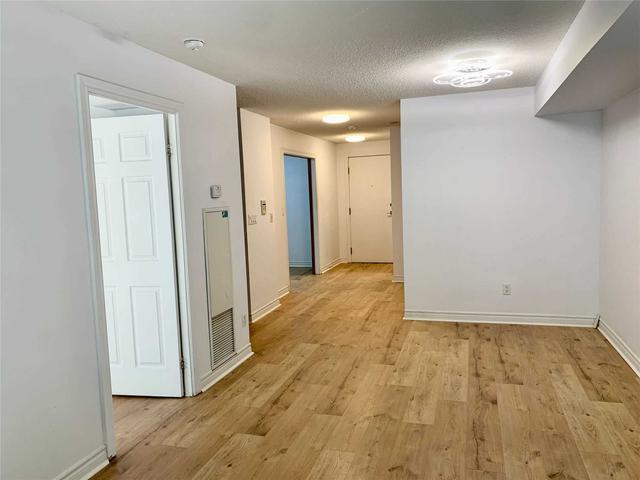 409 - 270 Wellington St W, Condo with 2 bedrooms, 1 bathrooms and 1 parking in Toronto ON | Image 30