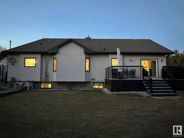 27519 79 Av, House detached with 4 bedrooms, 2 bathrooms and null parking in Stony Plain AB | Image 4