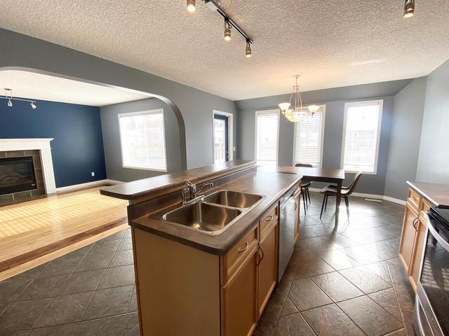 13 Park Circle, House detached with 4 bedrooms, 3 bathrooms and 6 parking in Whitecourt AB | Image 10