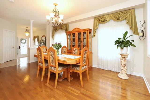 4835 Bloomburg Dr, House detached with 3 bedrooms, 4 bathrooms and 4 parking in Mississauga ON | Image 28