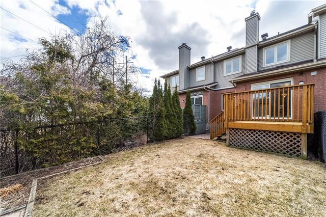 3185 Uplands Drive, Townhouse with 3 bedrooms, 3 bathrooms and 3 parking in Ottawa ON | Image 30