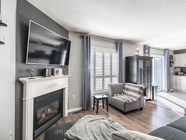 20 - 24 Kenyon Cres, Townhouse with 2 bedrooms, 2 bathrooms and 2 parking in Grimsby ON | Image 39