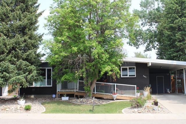405 Normandy Road S, House detached with 6 bedrooms, 2 bathrooms and 2 parking in Lethbridge AB | Image 1