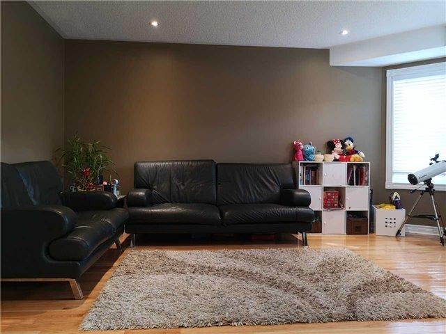 80 Crawford St, House detached with 4 bedrooms, 4 bathrooms and 4 parking in Markham ON | Image 2