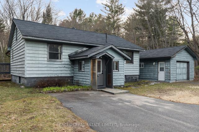 296 Wilson Falls Rd, House detached with 1 bedrooms, 1 bathrooms and 10 parking in Bracebridge ON | Image 12