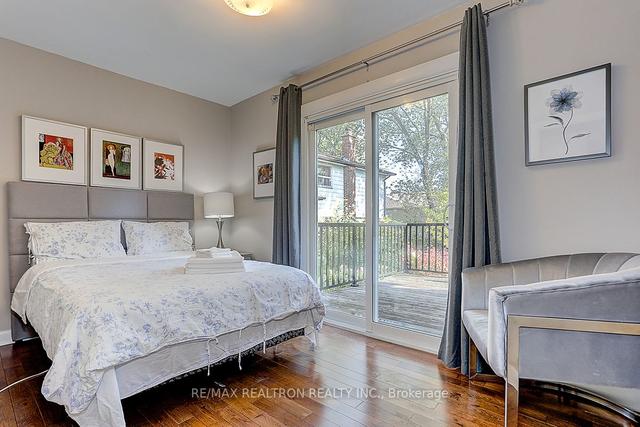223 Willowdale Ave, House detached with 4 bedrooms, 2 bathrooms and 5 parking in Toronto ON | Image 15